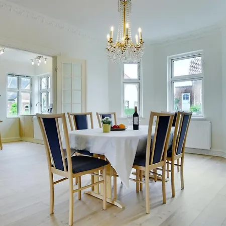 Feikje - 5-5km From The Sea By Interhome