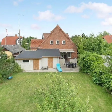 Feikje - 5-5km From The Sea By Interhome *